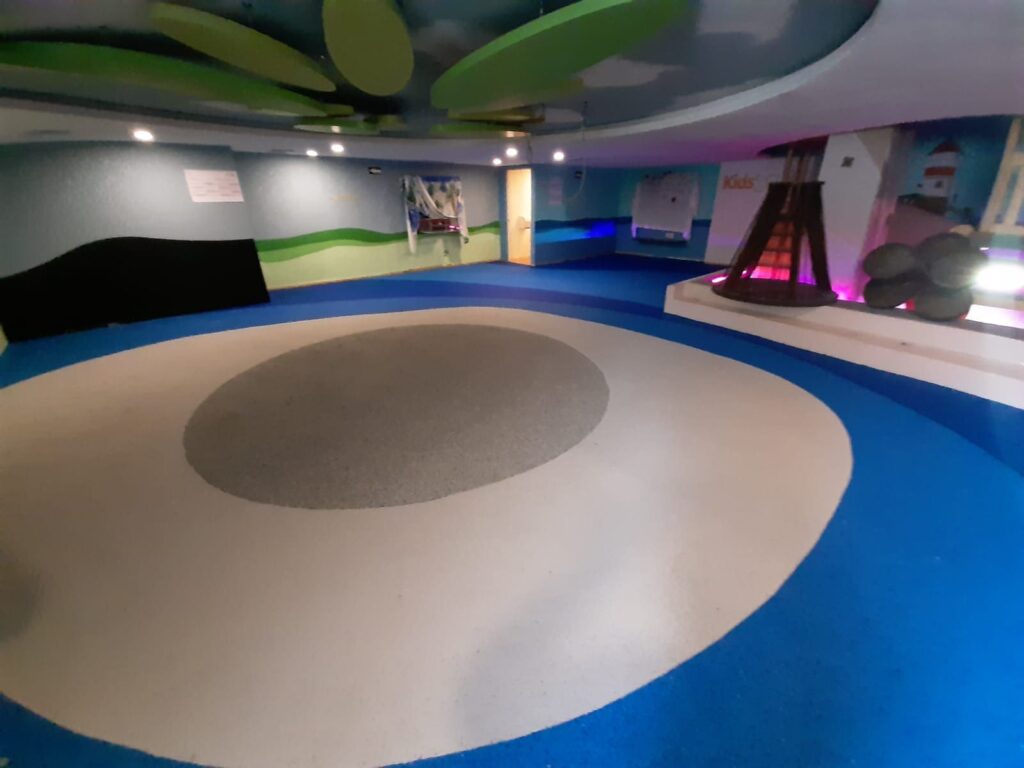 superficie amortiguante para areas infantiles superficie amortiguante para areas infantiles
